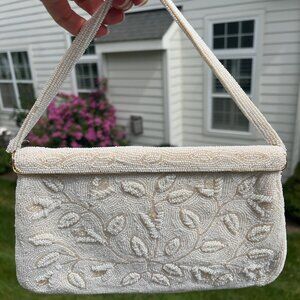 Vintage beaded bag with satin lining